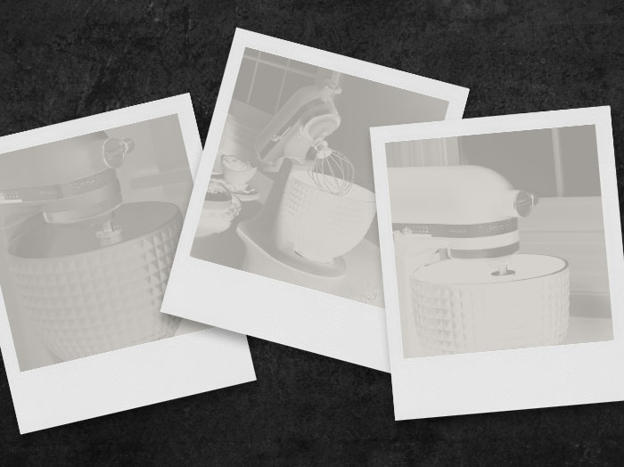 cat-card-banner aug25 monochrome-teaser