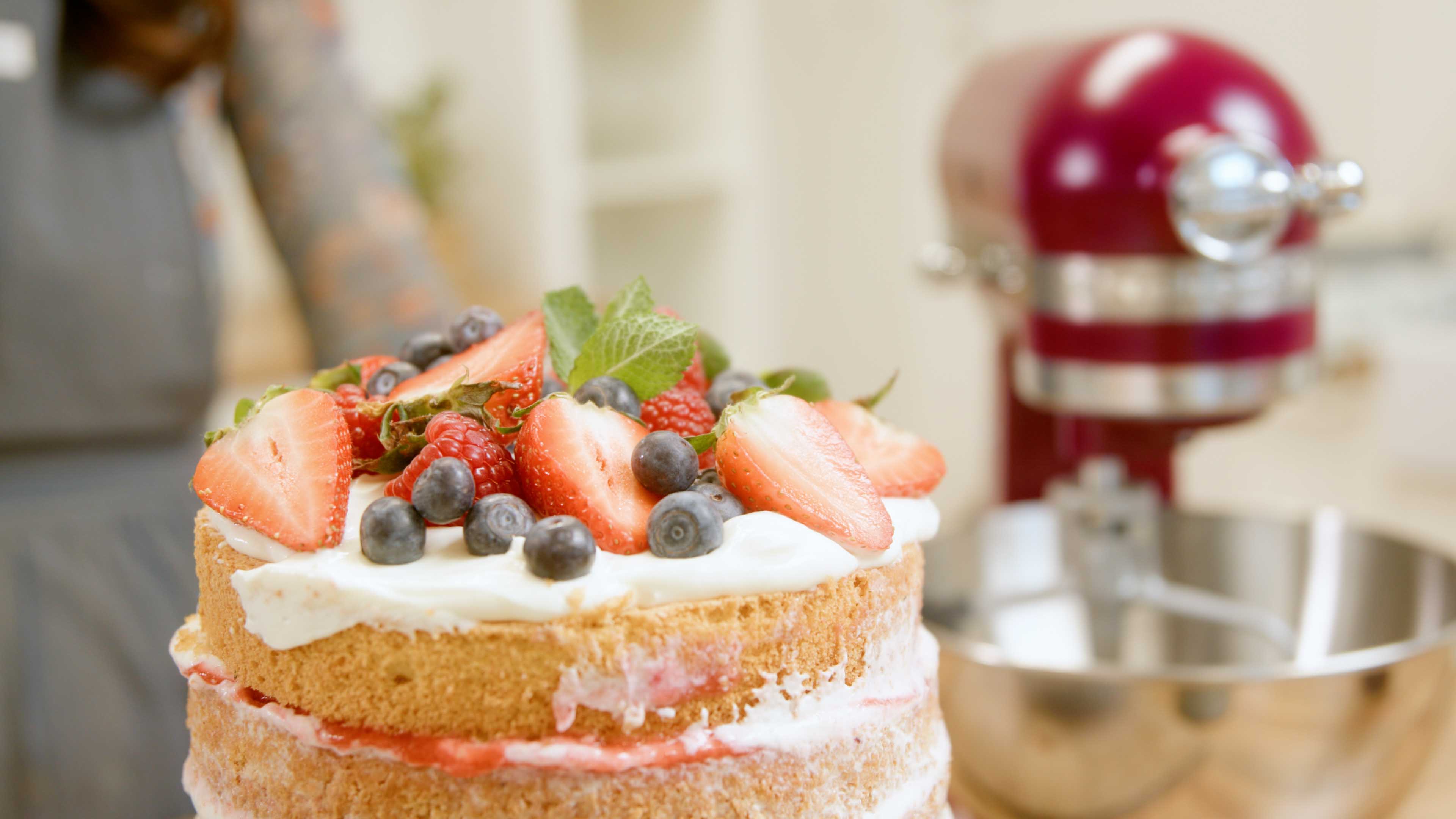 Semi-naked cake