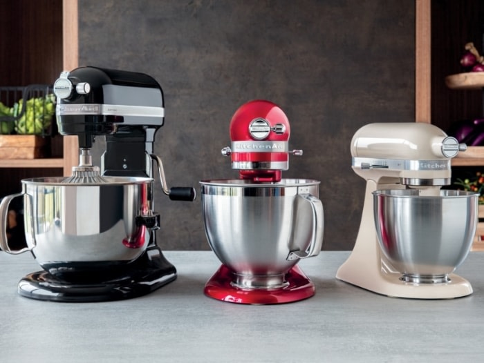 Black-red-and-cream-mixers-with-different-sizes-mixing-bowls