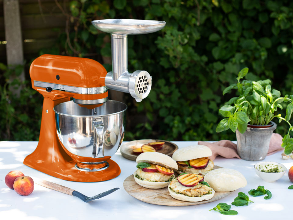 KitchenAid_Attachment-5KSMMGA-Metal-food-grinder-on-outdoor-table