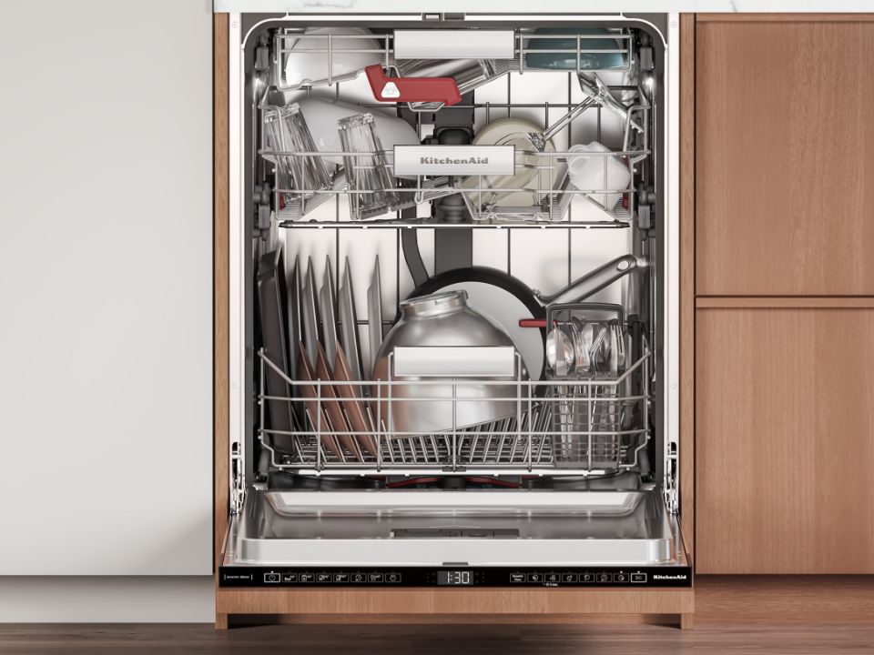 Made for the way you create -  Freeflex dishwasher feature 3