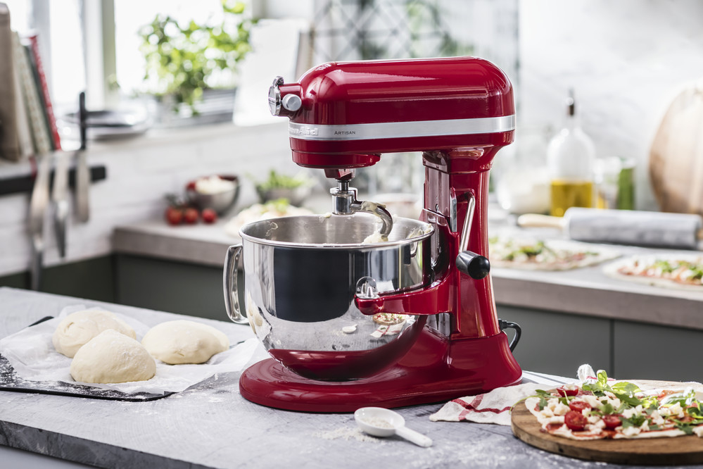 Pizza dough outlet hand mixer