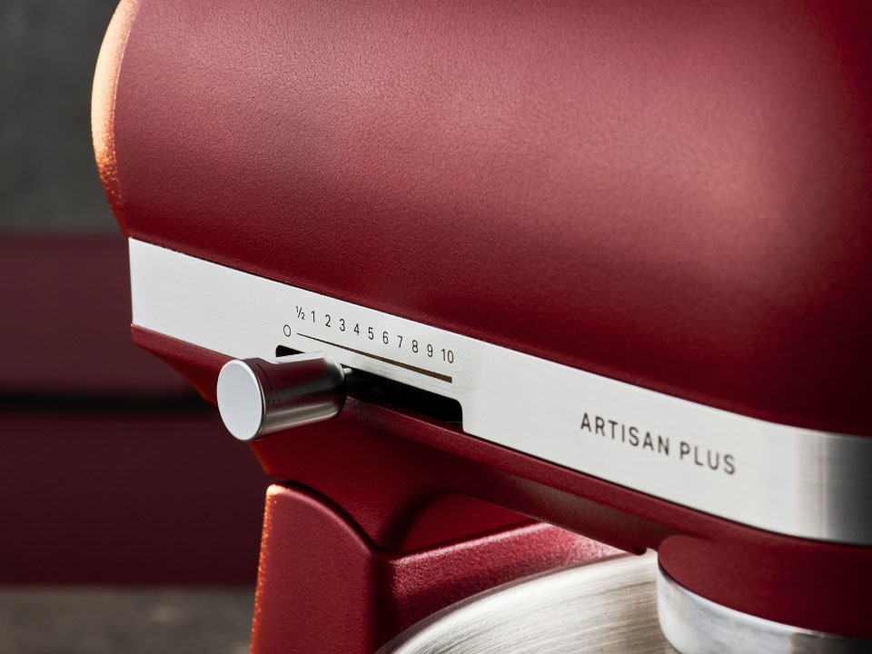 photo-left-right-sun-dried-tomato-mixer-artisan-plus-close-up-on-speeds