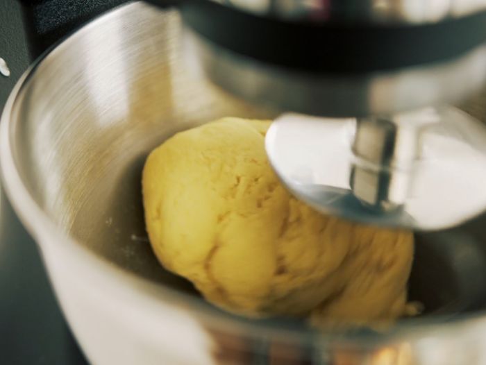 best-pasta-attachment-pasta-press prepare-dough