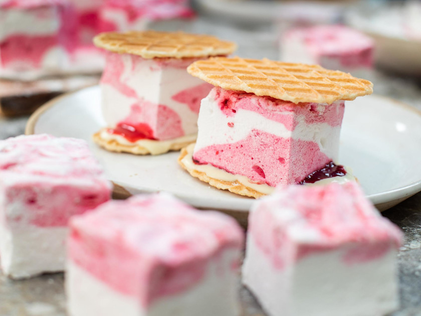 Raspberry marshmallows | KitchenAid UK