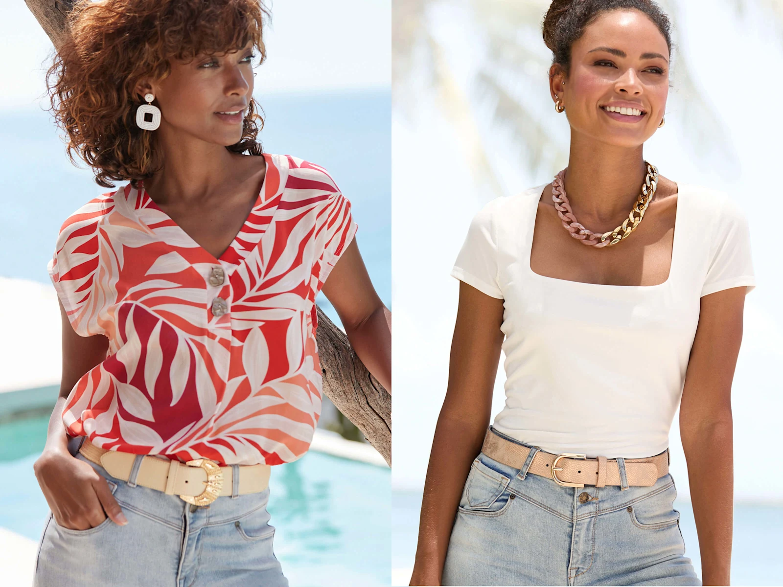 Zwei Models tragen sommerliche Oberteile: ein Model trägt eine kurzärmelige Bluse mit rotem und weißem Blattmuster, das andere ein weißes Shirt mit eckigem Ausschnitt und Kette, beide mit hellen Jeans.