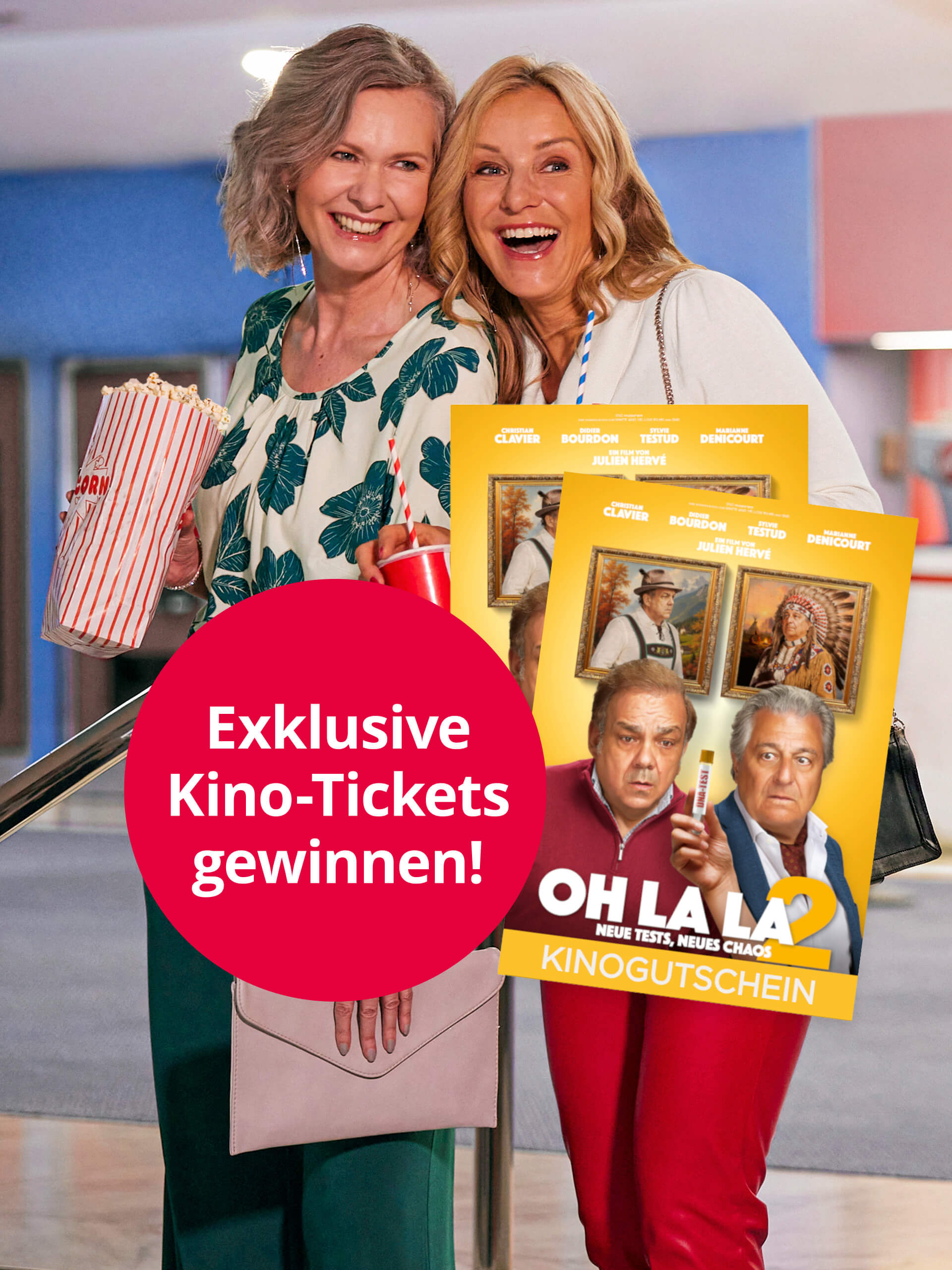 Eine Werbeanzeige mit dem Text Exklusive Kino-Tickets gewinnen! Der Hintergrund zeigt zwei fröhliche Frauen mit Popcorn und Getränken in einem Kinofoyer, dazu ein Filmplakat und ein Kinogutschein.