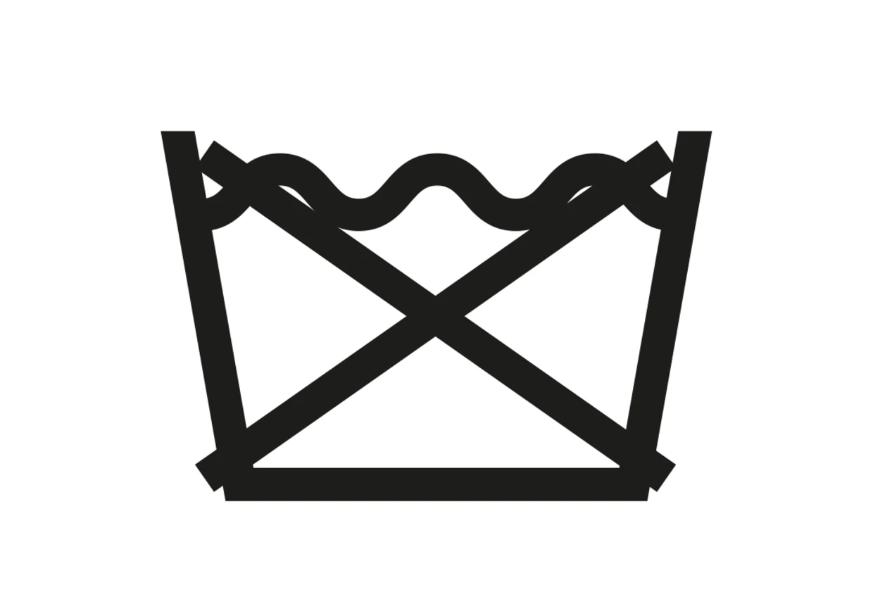 Symbol für nicht waschen, schwarzes Icon mit durchgestrichenem Waschbottich. Symbol für nicht waschen, schwarzes Icon mit durchgestrichenem Waschbottich.