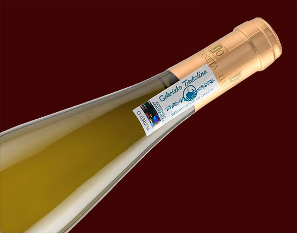 DO-Botella-Gañeta-01-585x459