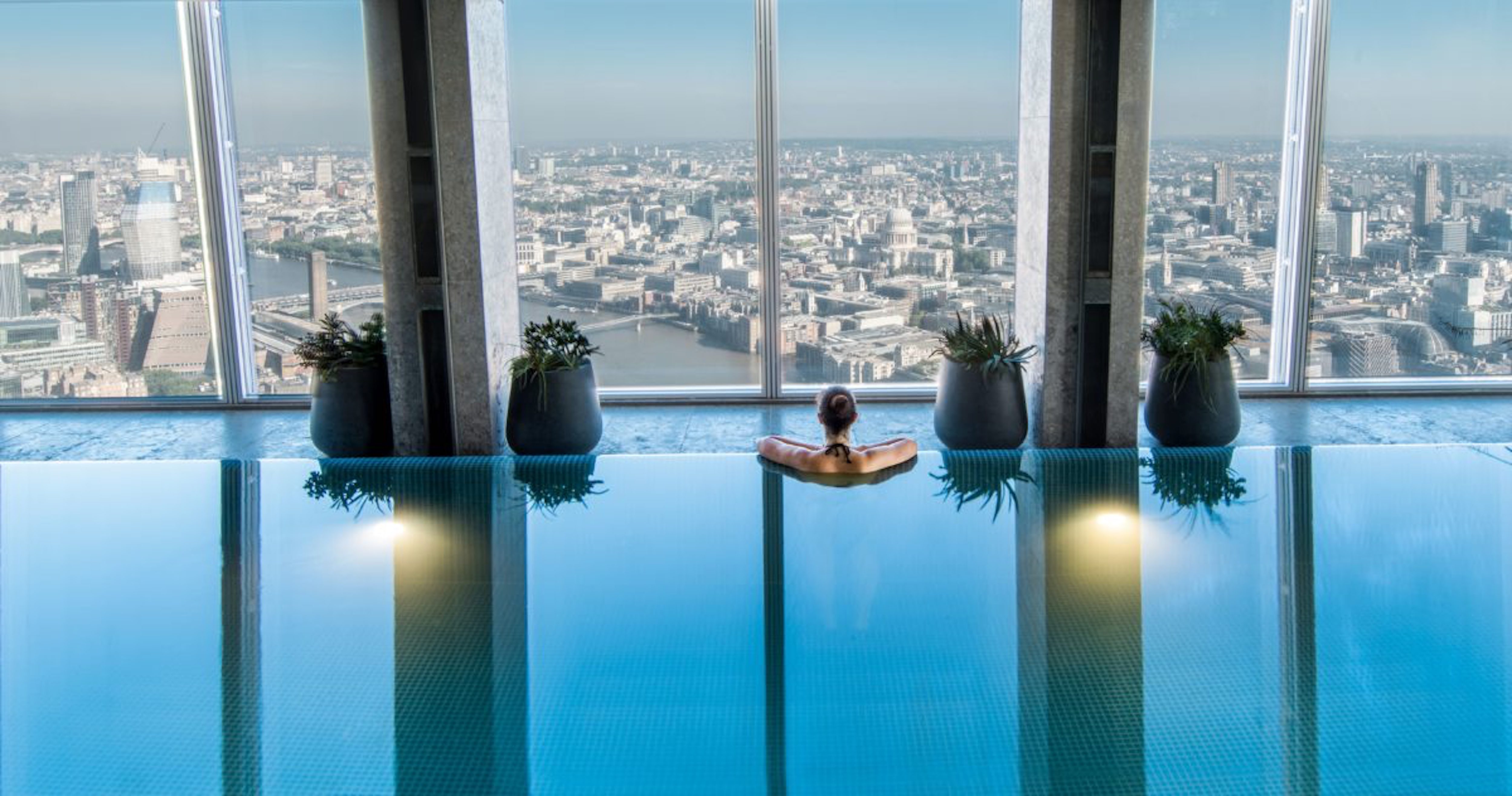 Shangri-La at The Shard: Sky Pool and Sauna