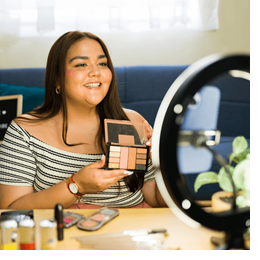 URLgenius Instant App Linking enables retailers and other companies to implement app deep links