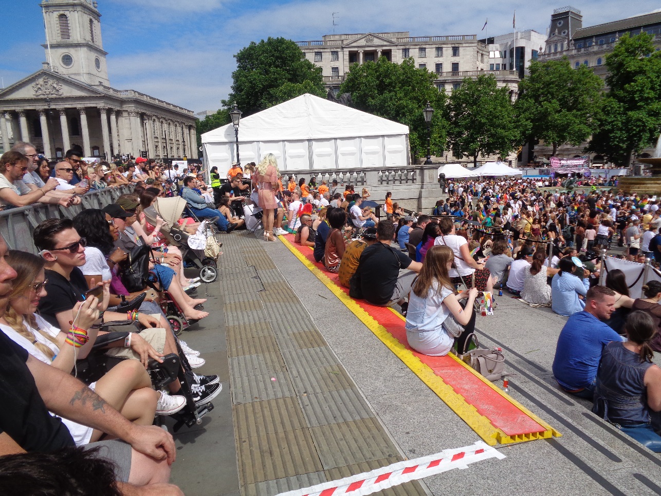 Trafalgar Square viewing platform