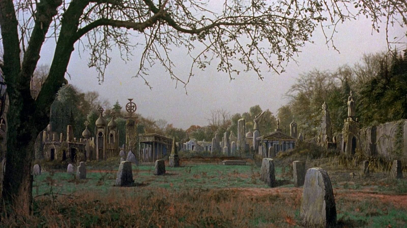 Καρέ: Clive Barker, Nightbreed (1990)