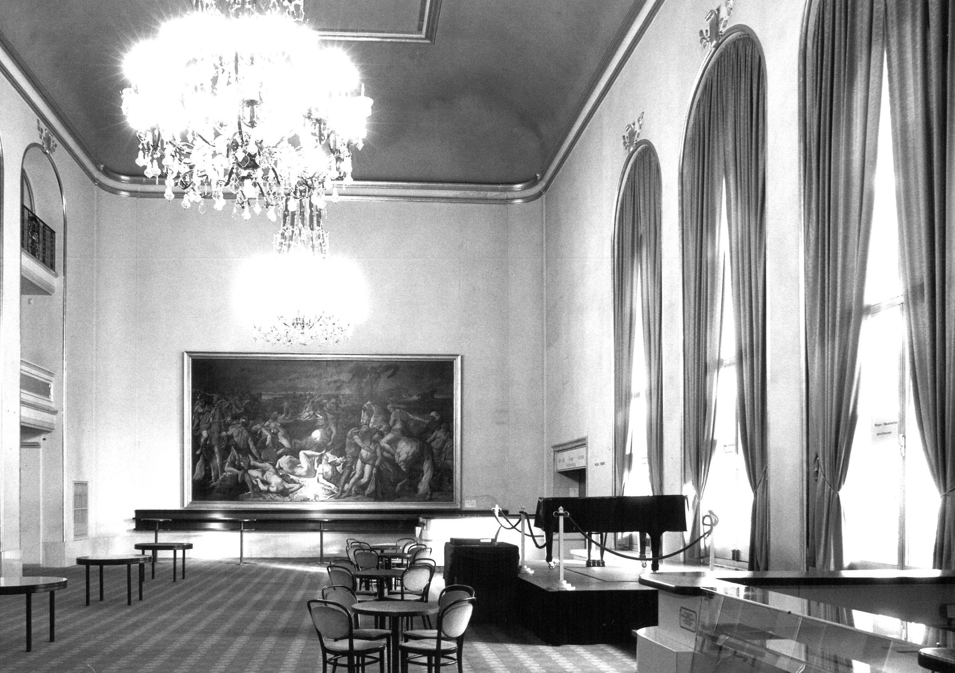 Foyer des Opernhauses nach 1935