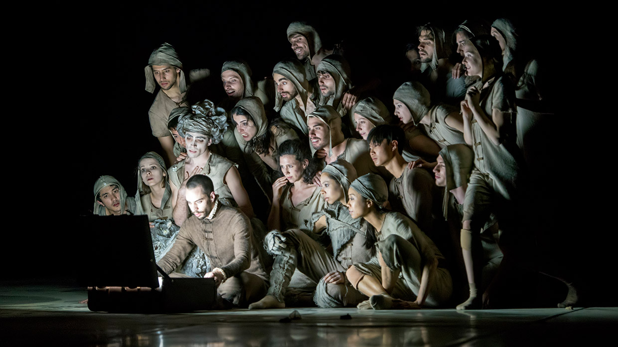 Anwesenheitsnotiz – Aus der Reihe tanzen – Staatstheater Nürnberg Ballett 2008-2019