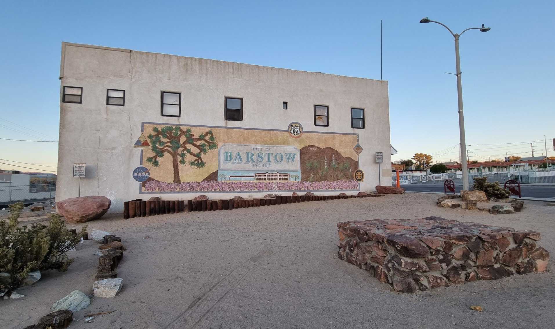 Mural w Barstow Mural w Barstow