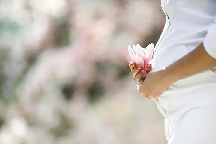Οι ορμόνες της εγκυμοσύνης: Πώς συμβάλλουν στην ανάπτυξη του εμβρύου και τι μας προκαλούν