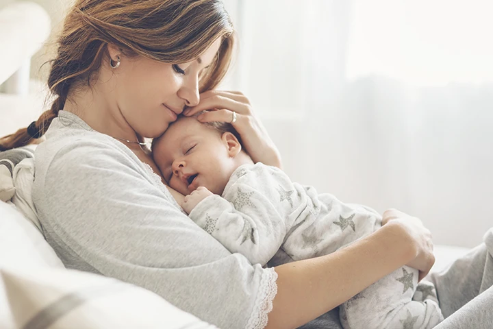 Ασφαλής ύπνος: Συμβουλές για να απολαμβάνει το μωρό σου ξεκούραστες και άνετες ώρες ύπνου