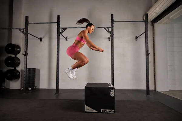 Laura Roberts box jump