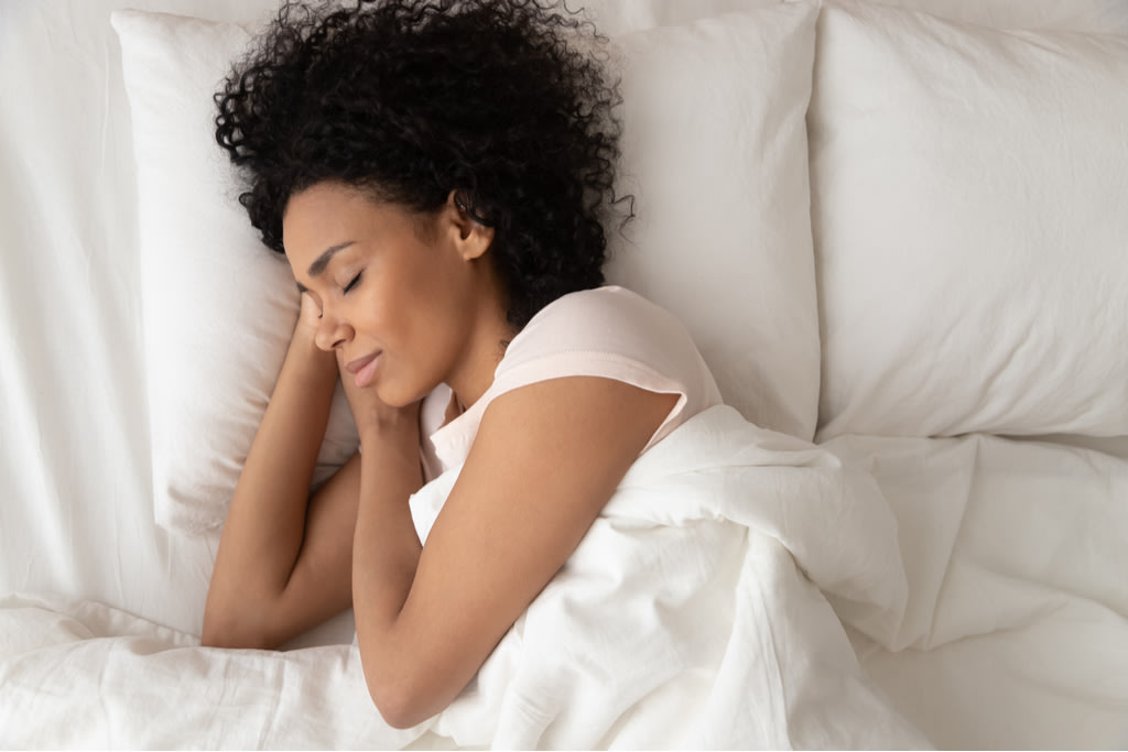 Why (& How) To Prioritise Good Sleeping Habits - Hero image