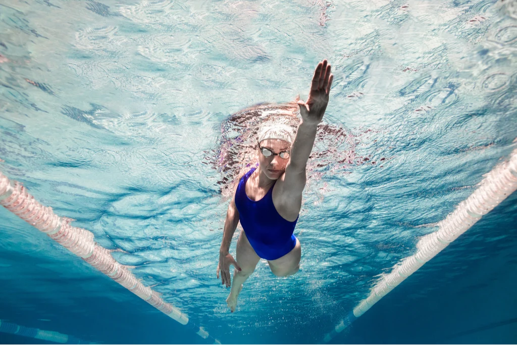 Benefits of Swimming: 10 Reasons Why You Should Dive In - Picture Panel 2 - Desktop