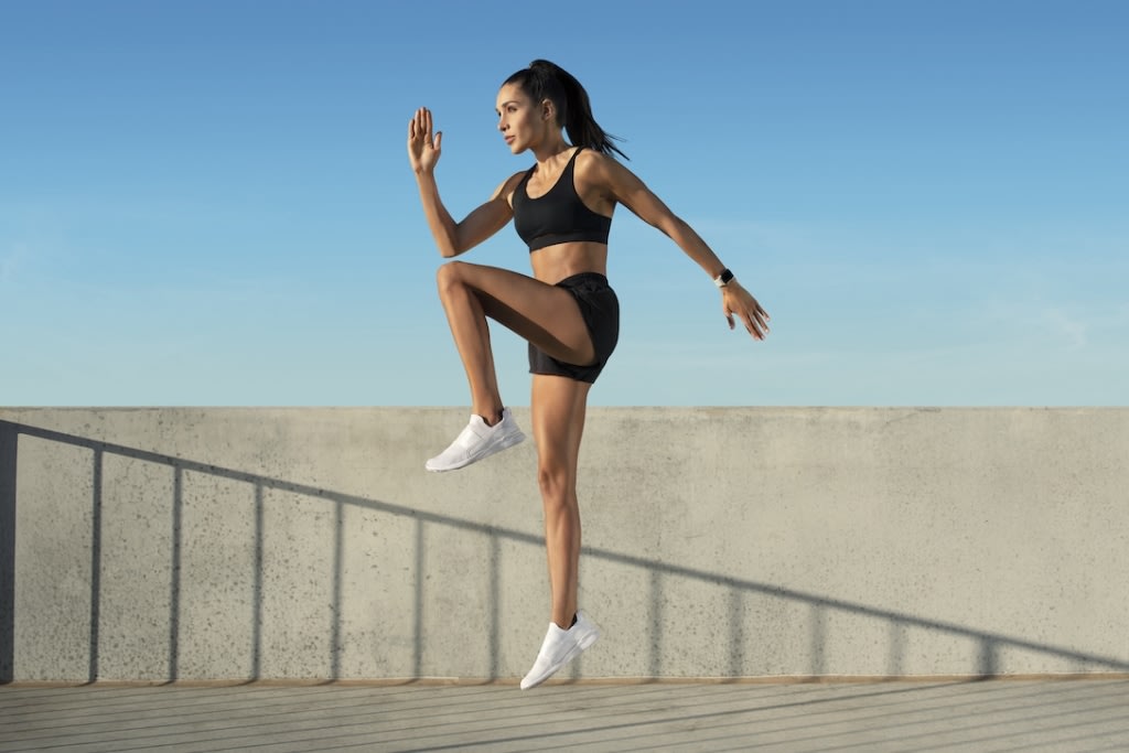 Express Leg Workout From High Intensity Zero Equipment With Kayla - Hero image