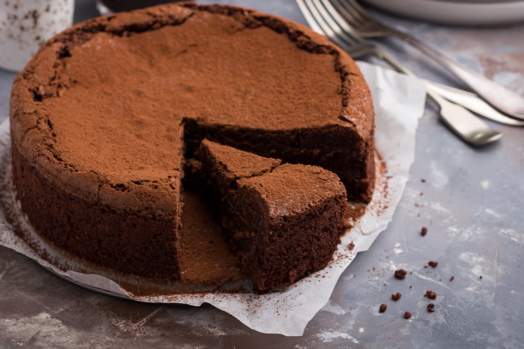 Healthy Flourless Chocolate Cake - Hero image