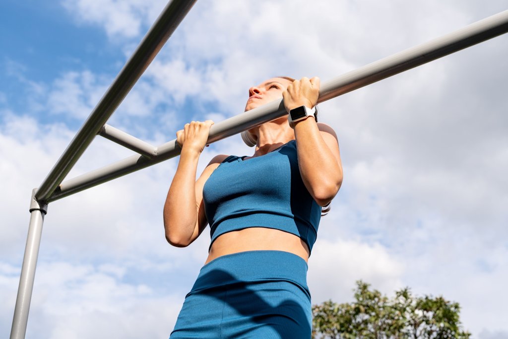 Calisthenics pull up