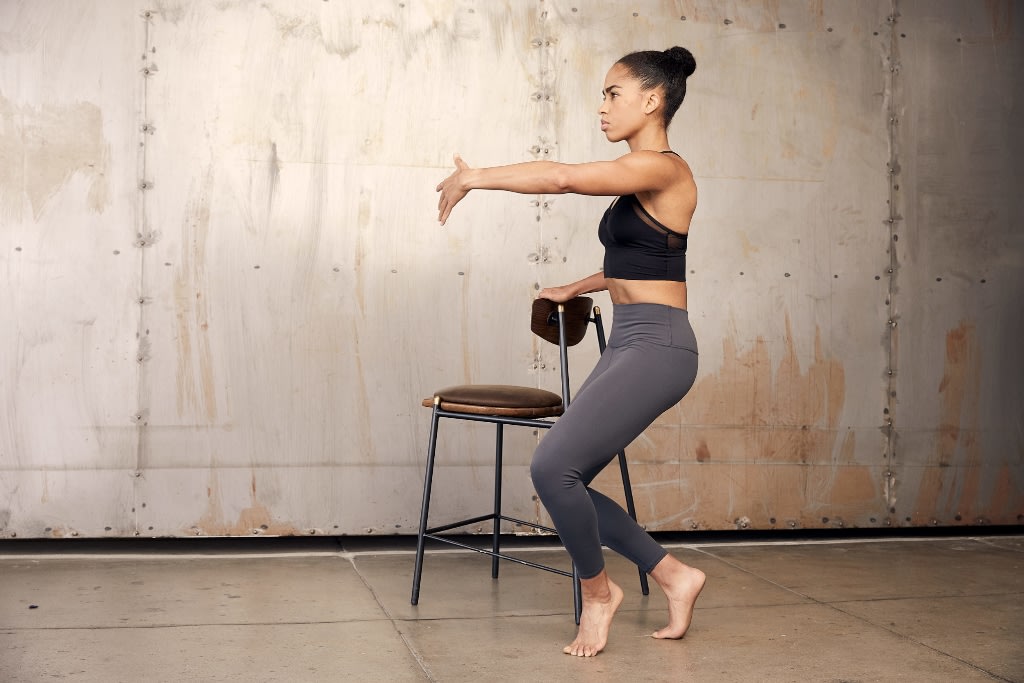Must-Know Moves If You’re A Barre Beginner - Hero image