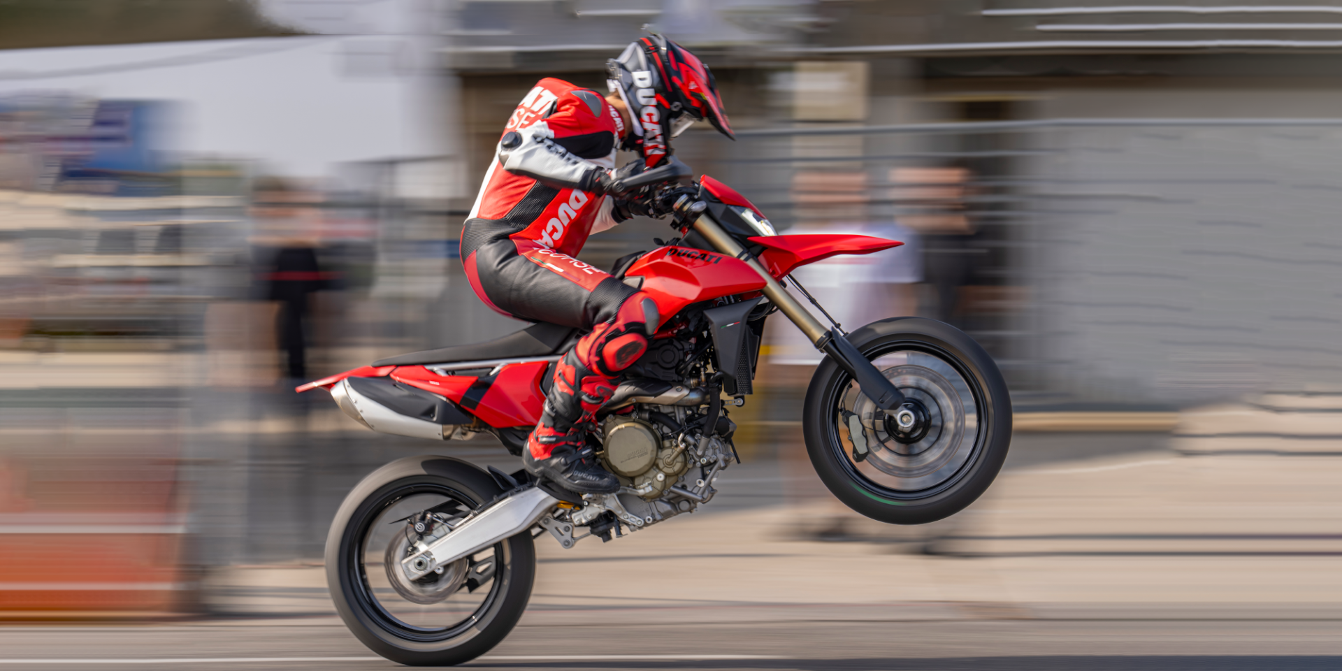 hypermotard-698-mono-japan-