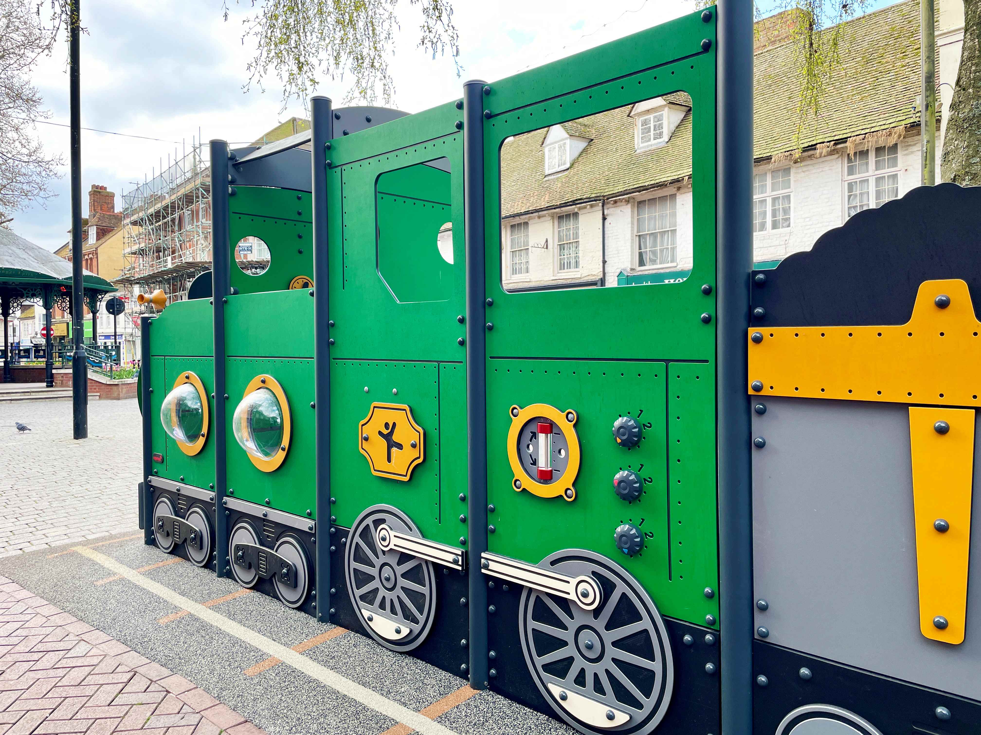 Ashford High Street Play Train - image 11