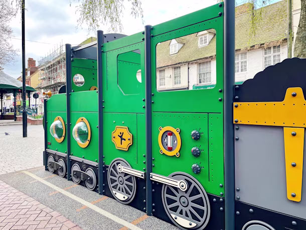 Ashford High Street Play Train - image 11