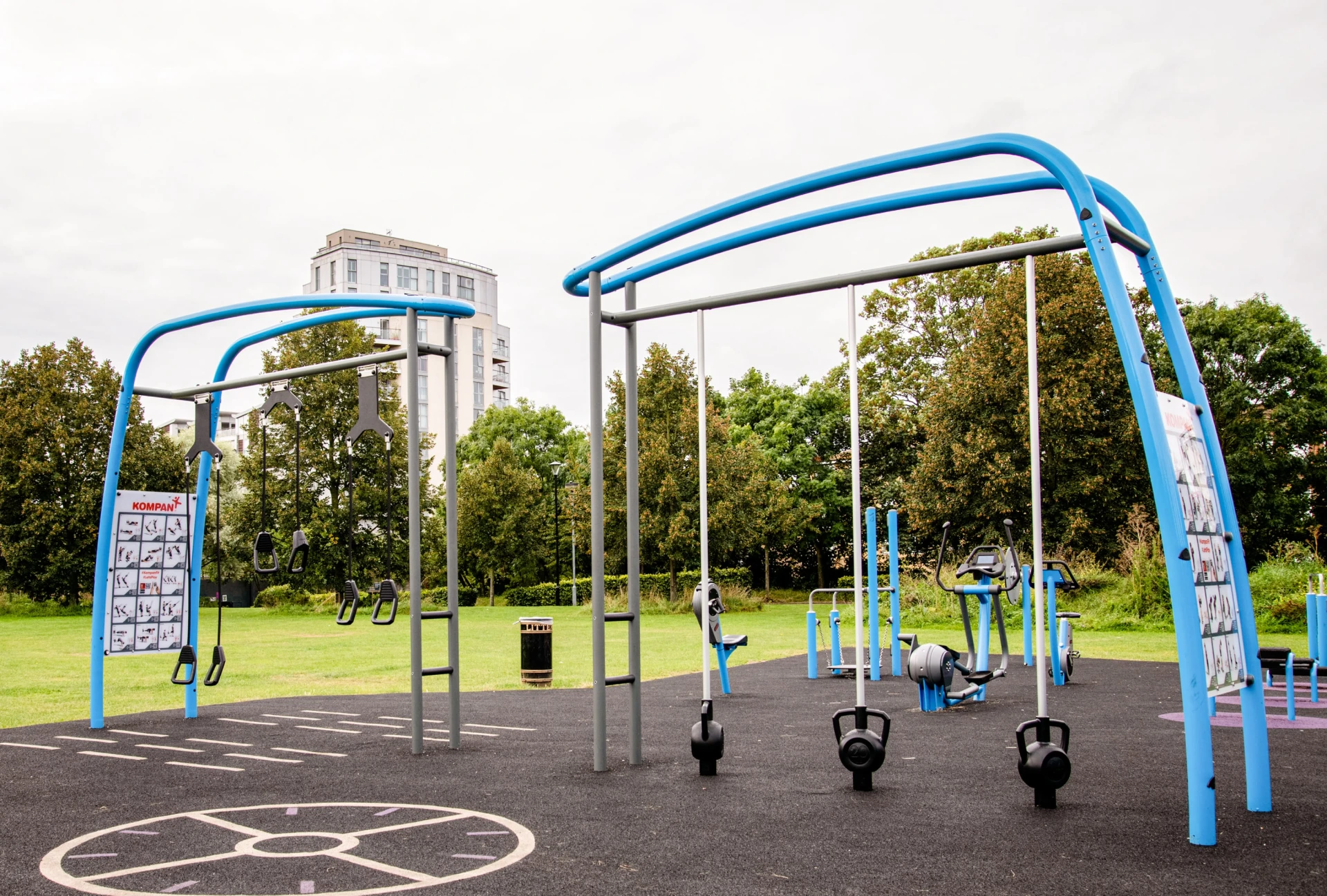 Mile End Outdoor Gym 