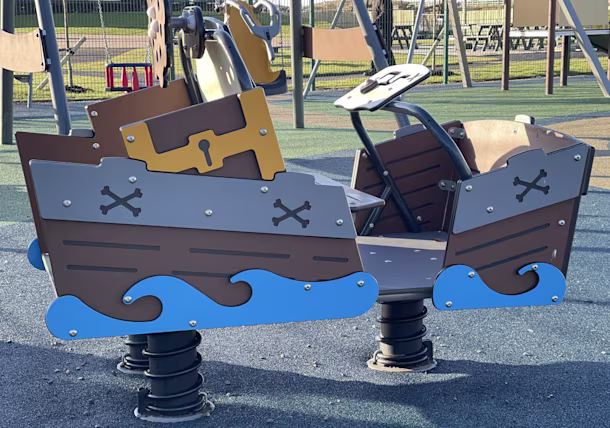 Shiver Me Timbers, Maryport Photo 4