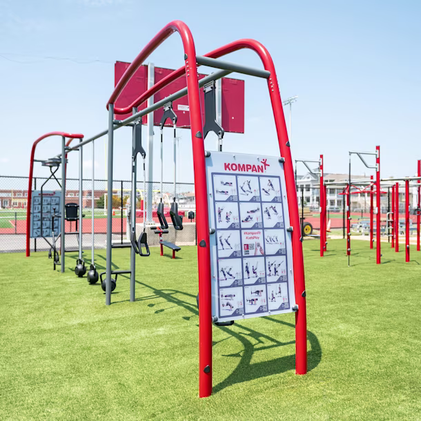 woman training in a park gym signs and accessories for outdoor gyms hero image