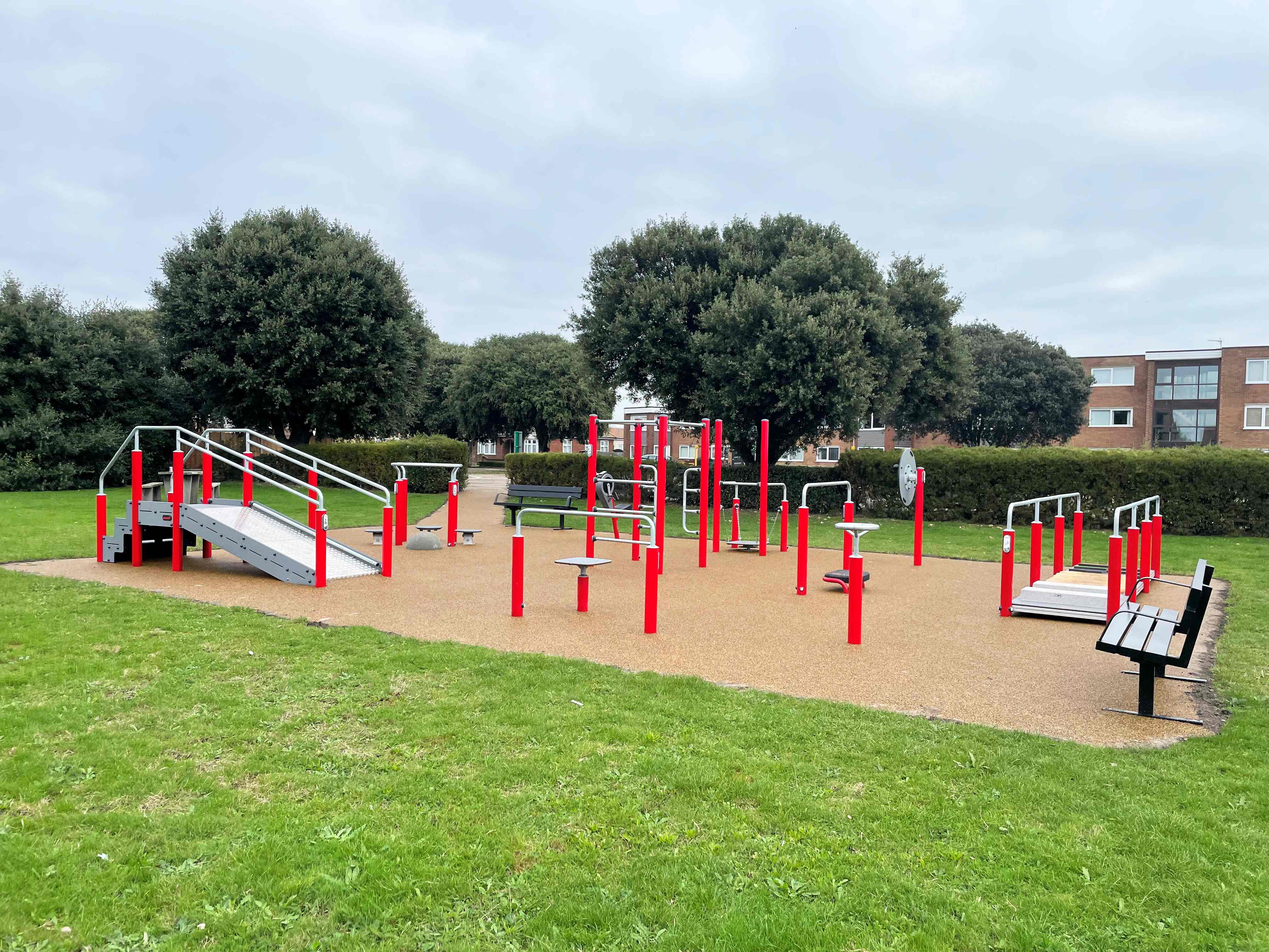 York Road Active Outdoor Gym - Image 2