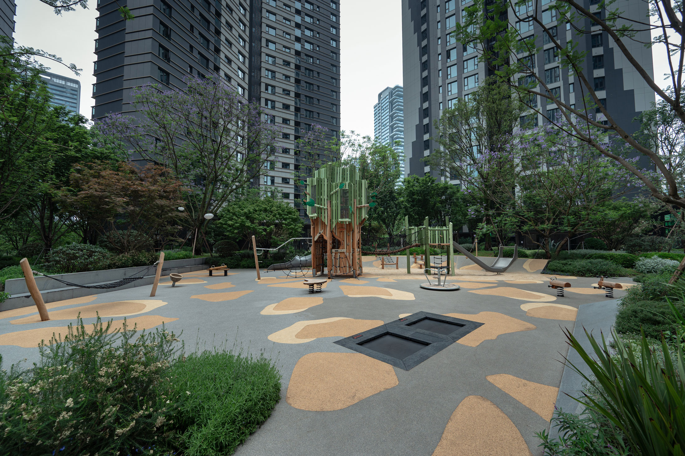 LUXELAKES-Guanlan-Chengdu-China image-2 ID fc885dff 62ecc85c 15ebf8ca 8ce2a970 fbe599e6