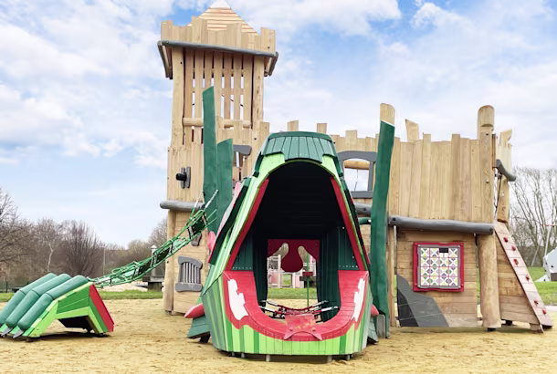 Romano Park - Image 6