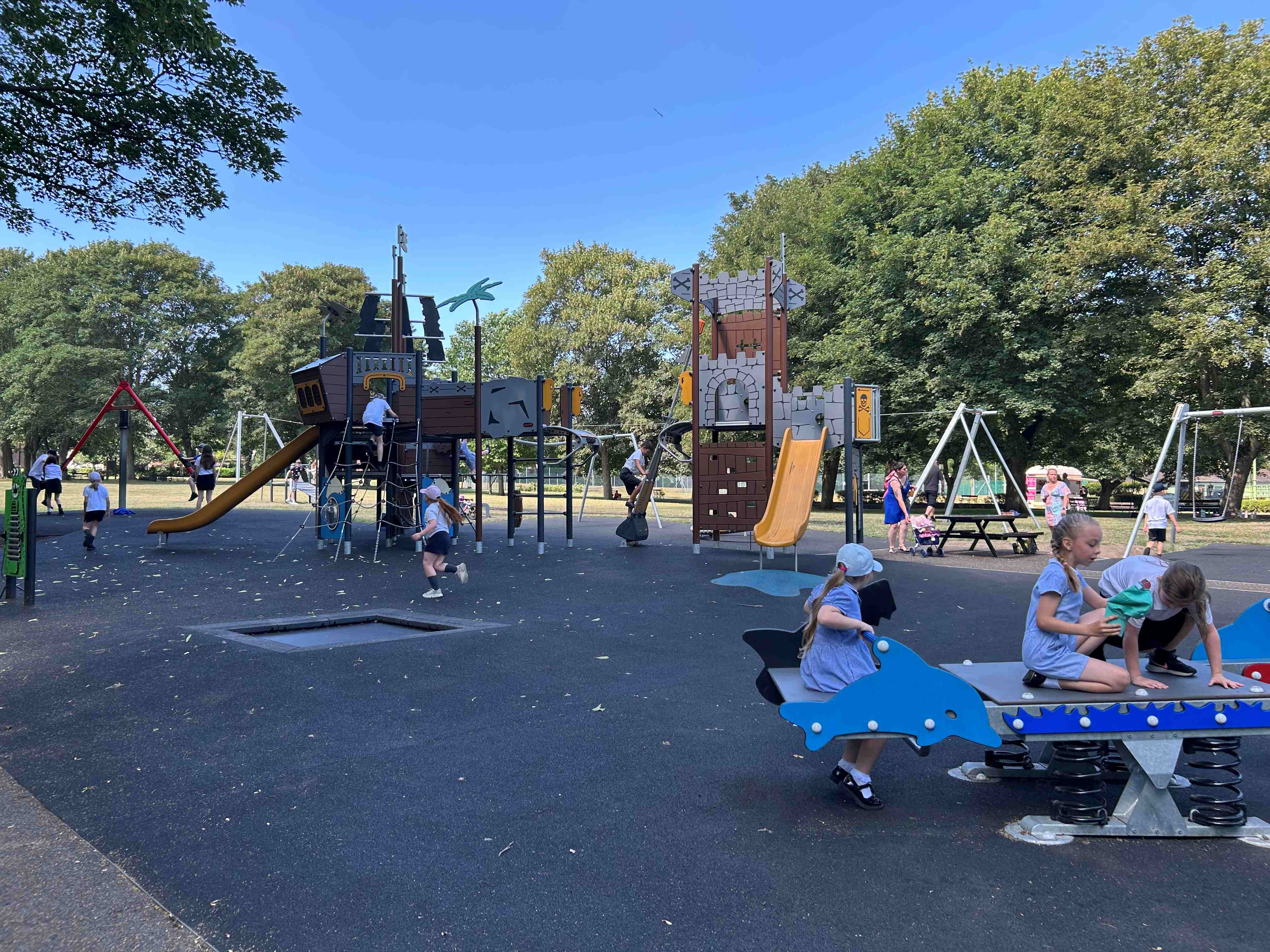 Maurice Lea Memorial Park - Image 2