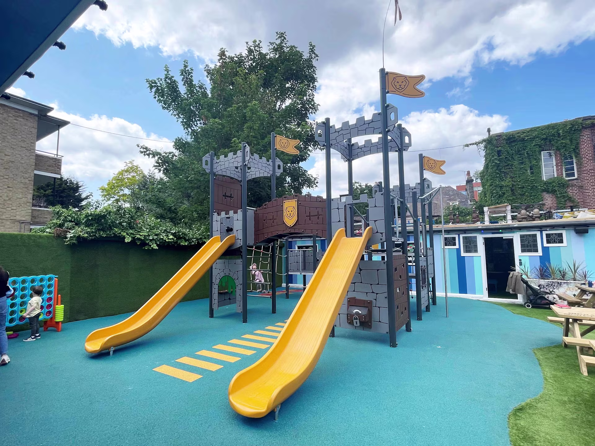 Hammersmith Belle Pub - Image 1