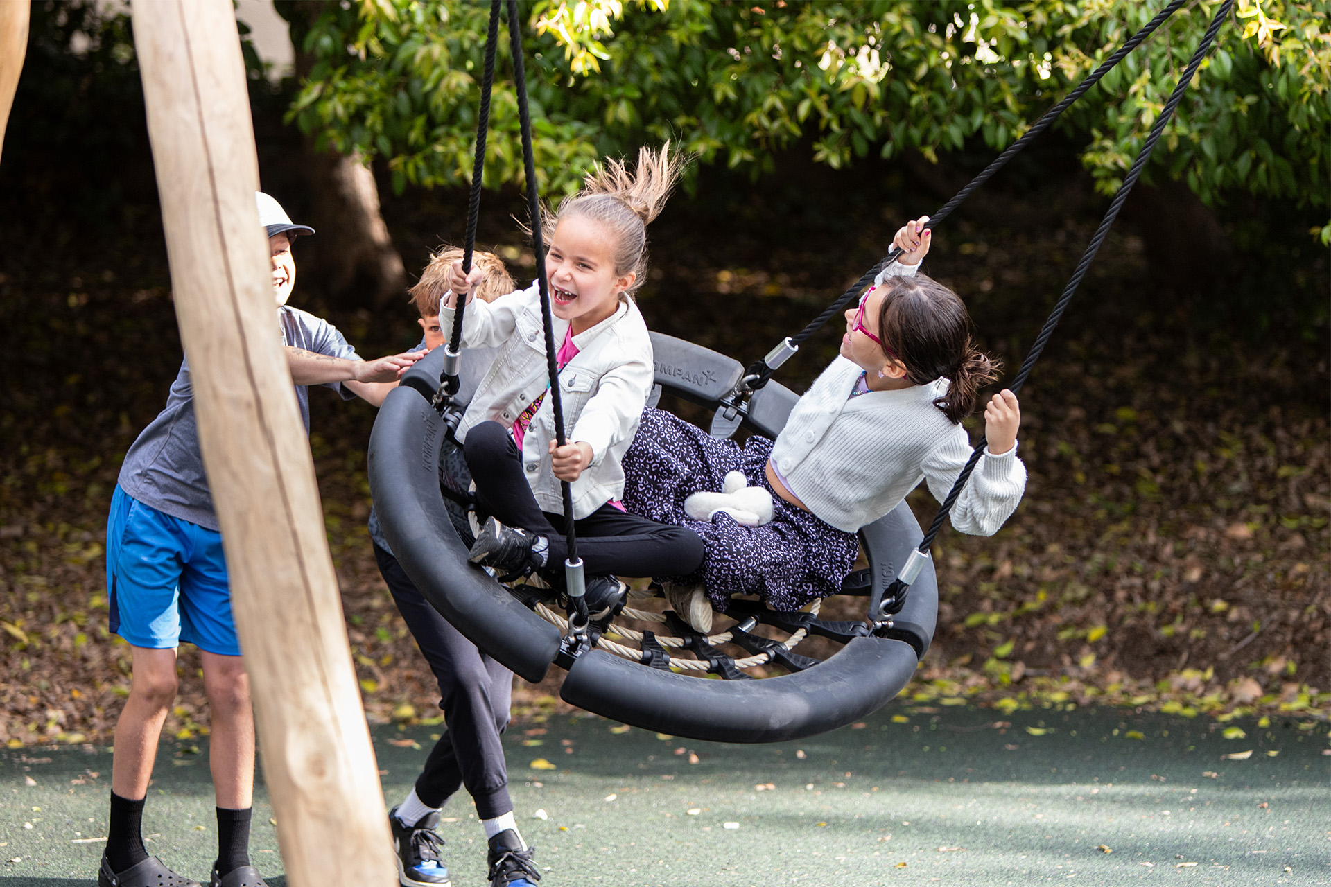 Lewis Park - Image 16.1