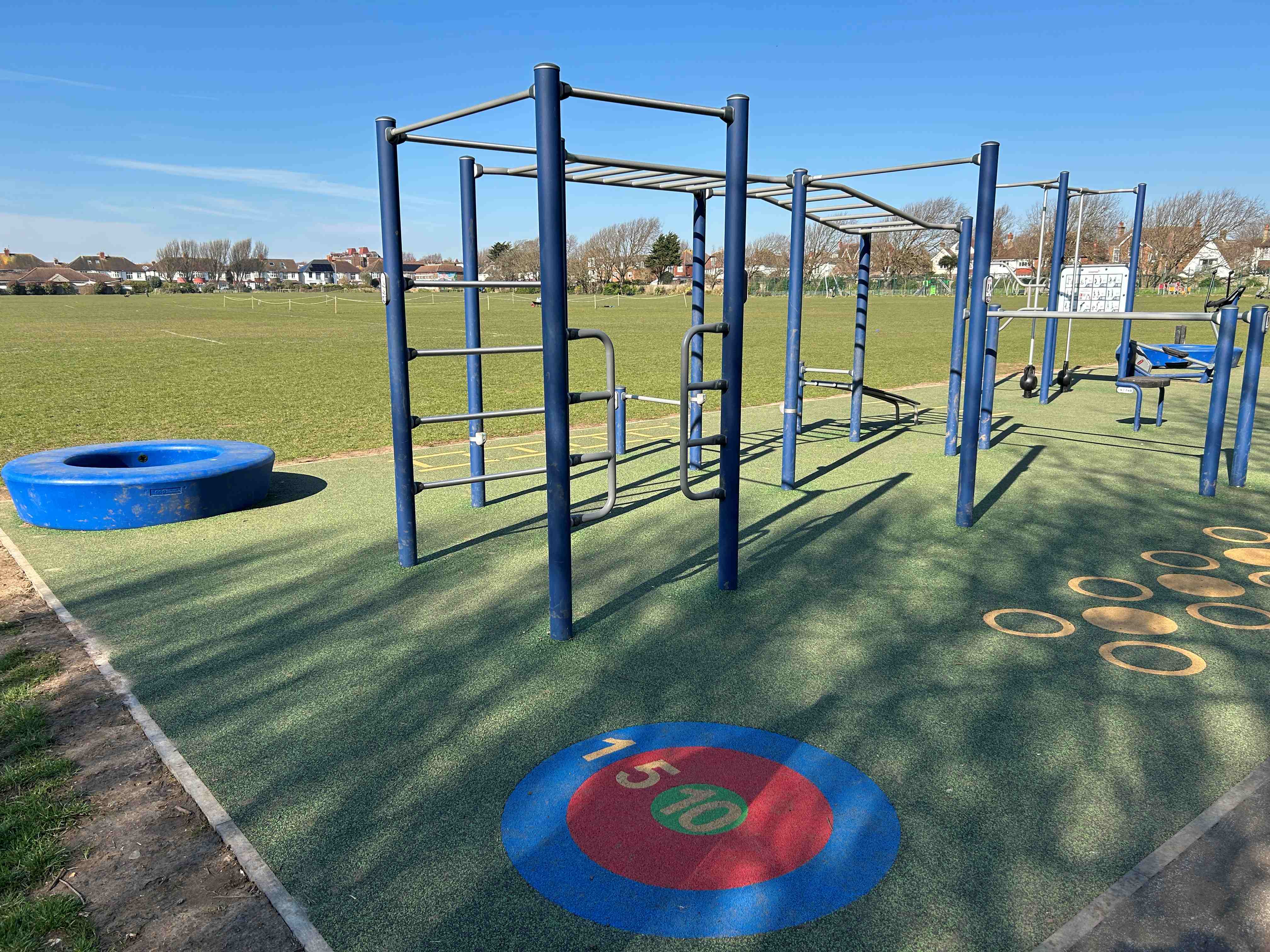 Wish Park Outdoor Fitness, Brighton and Hove_UK 1