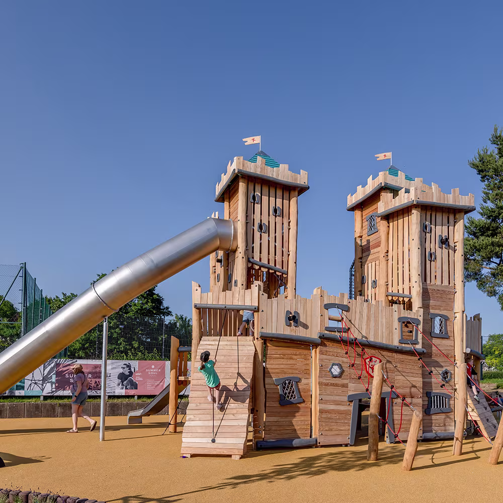 M80 RPTU, KAISERSLAUTERN DE NRO428 0456 1000x1000