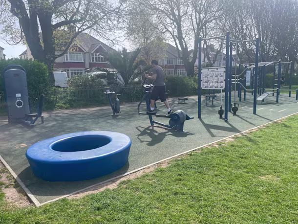 Wish Park Outdoor Fitness, Brighton and Hove_UK 5_ID 9df55315