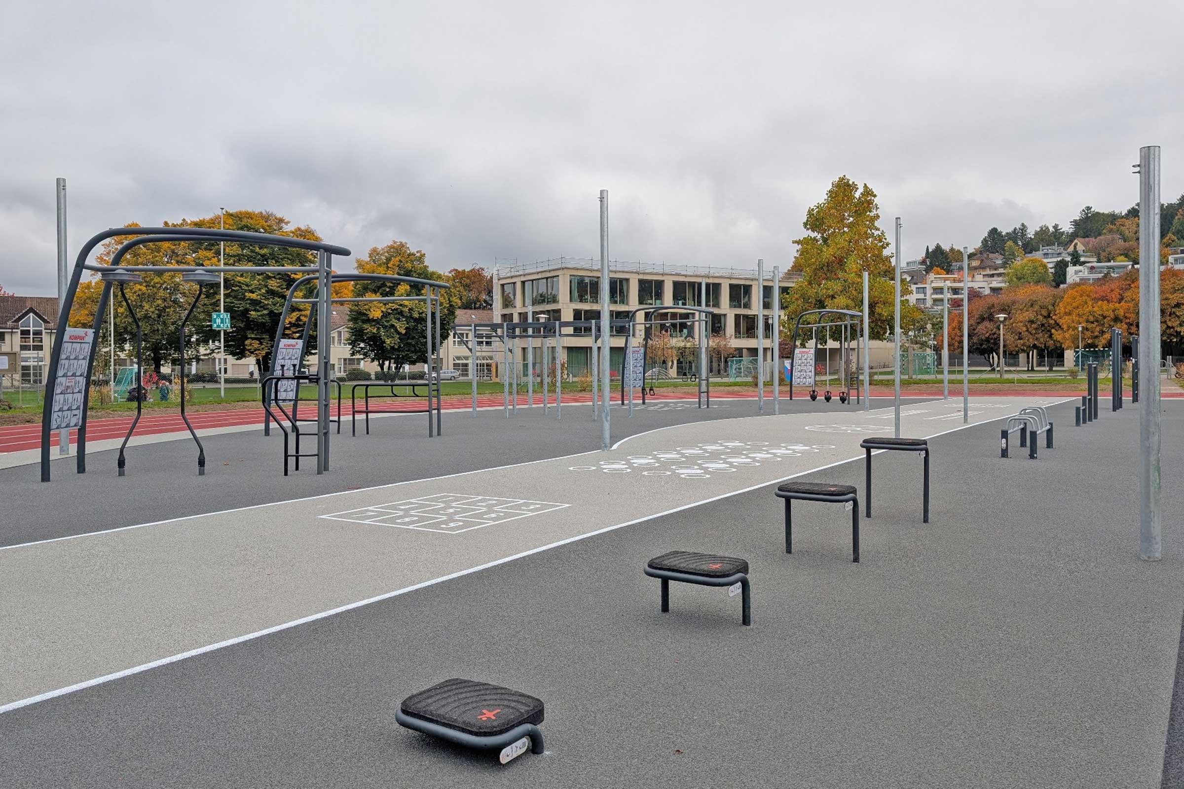 CH-Ref Zollikon FSW219 2400x1600