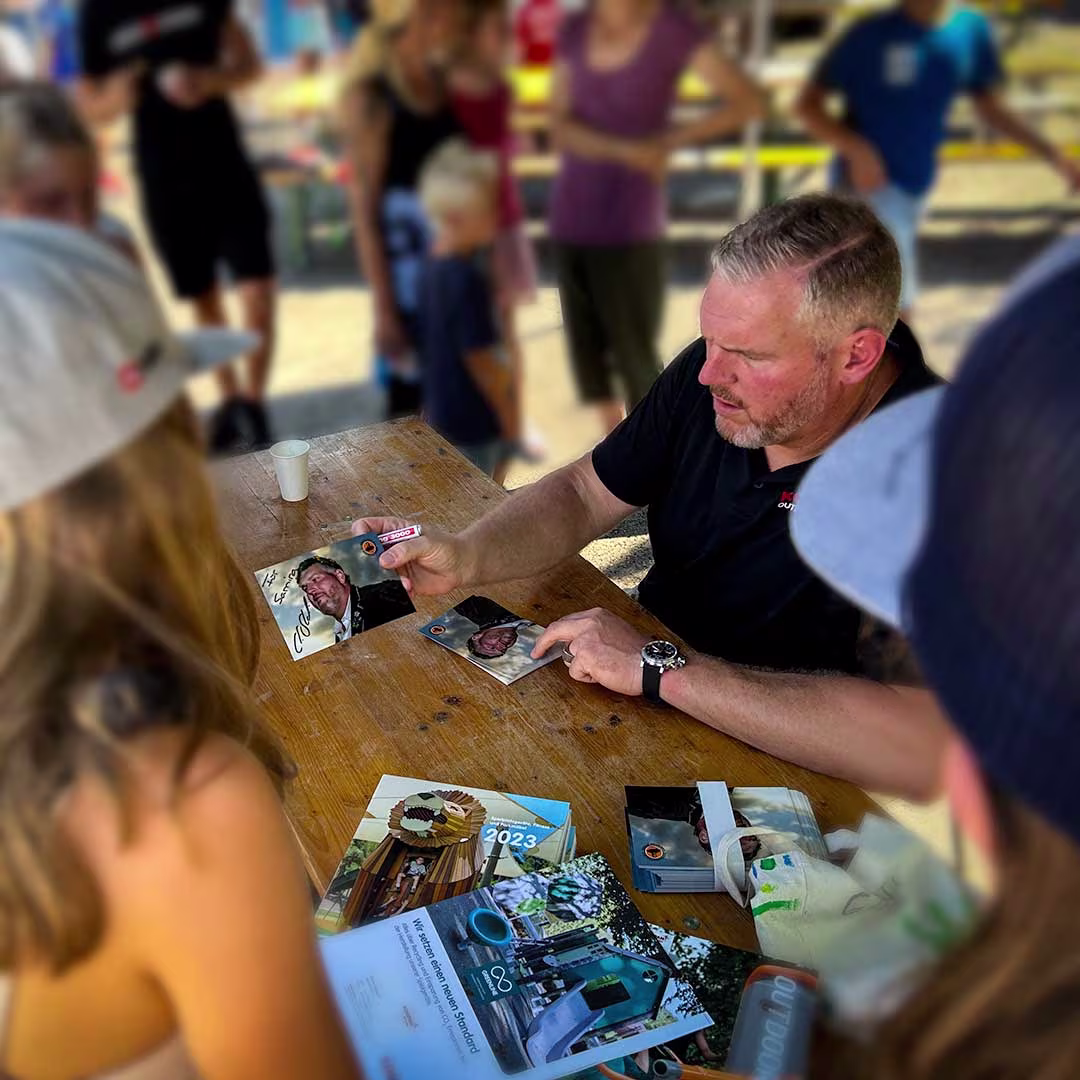 Eröffnung des Fitnessplatzes in Konolfingen mit Christian Stucki