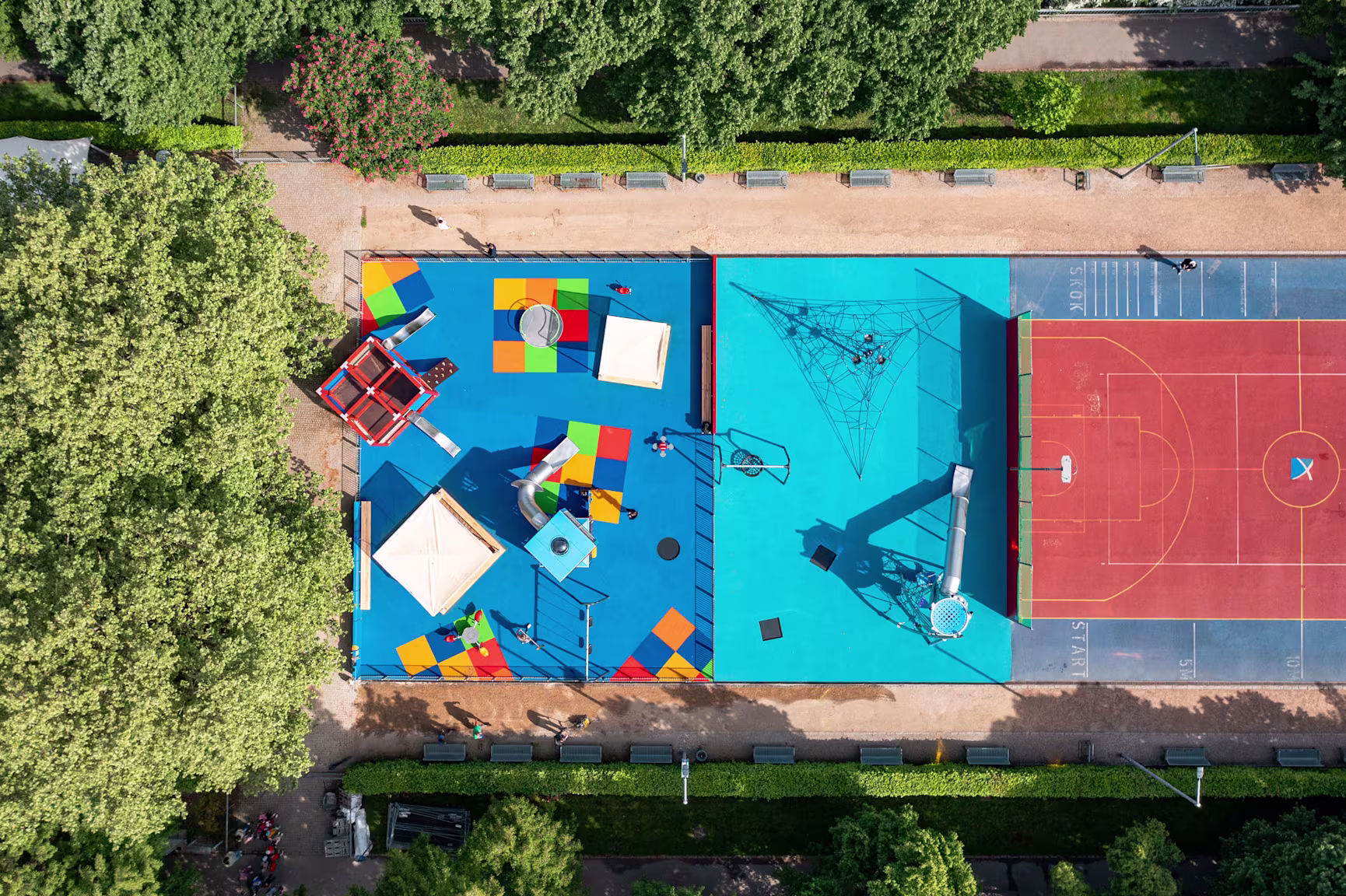 Lannova - Čapek Gardens Playground - Media