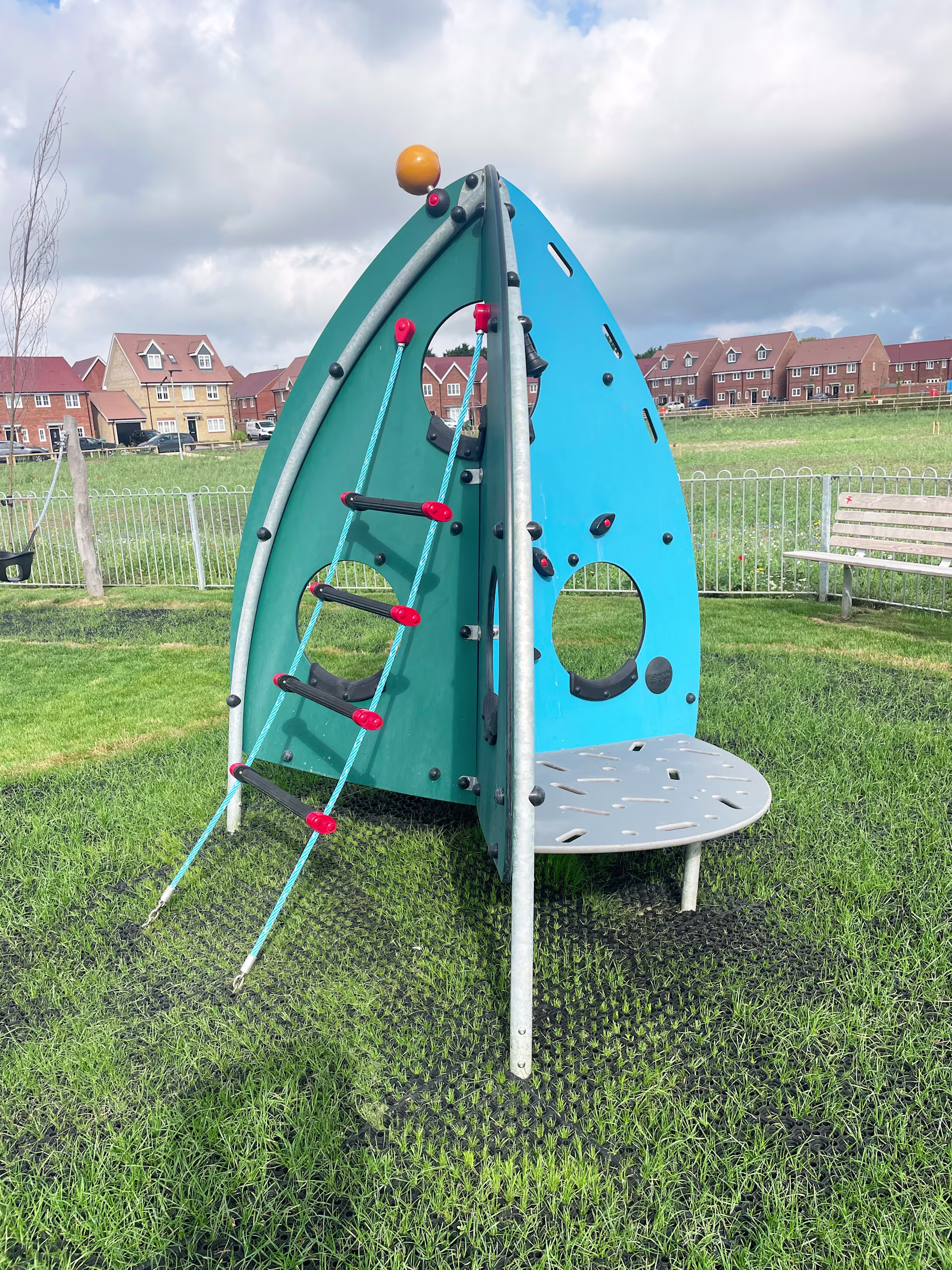 Farendon Fields, Aylesbury - image 3