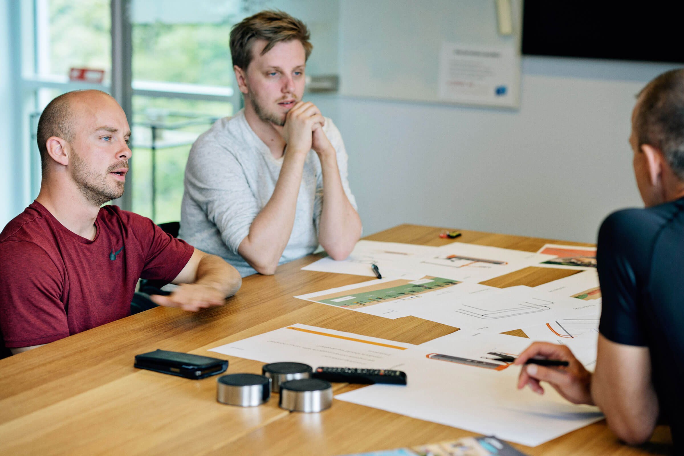 시니어를 위한 야외 기능성 피트니스 파크에 대한 상담