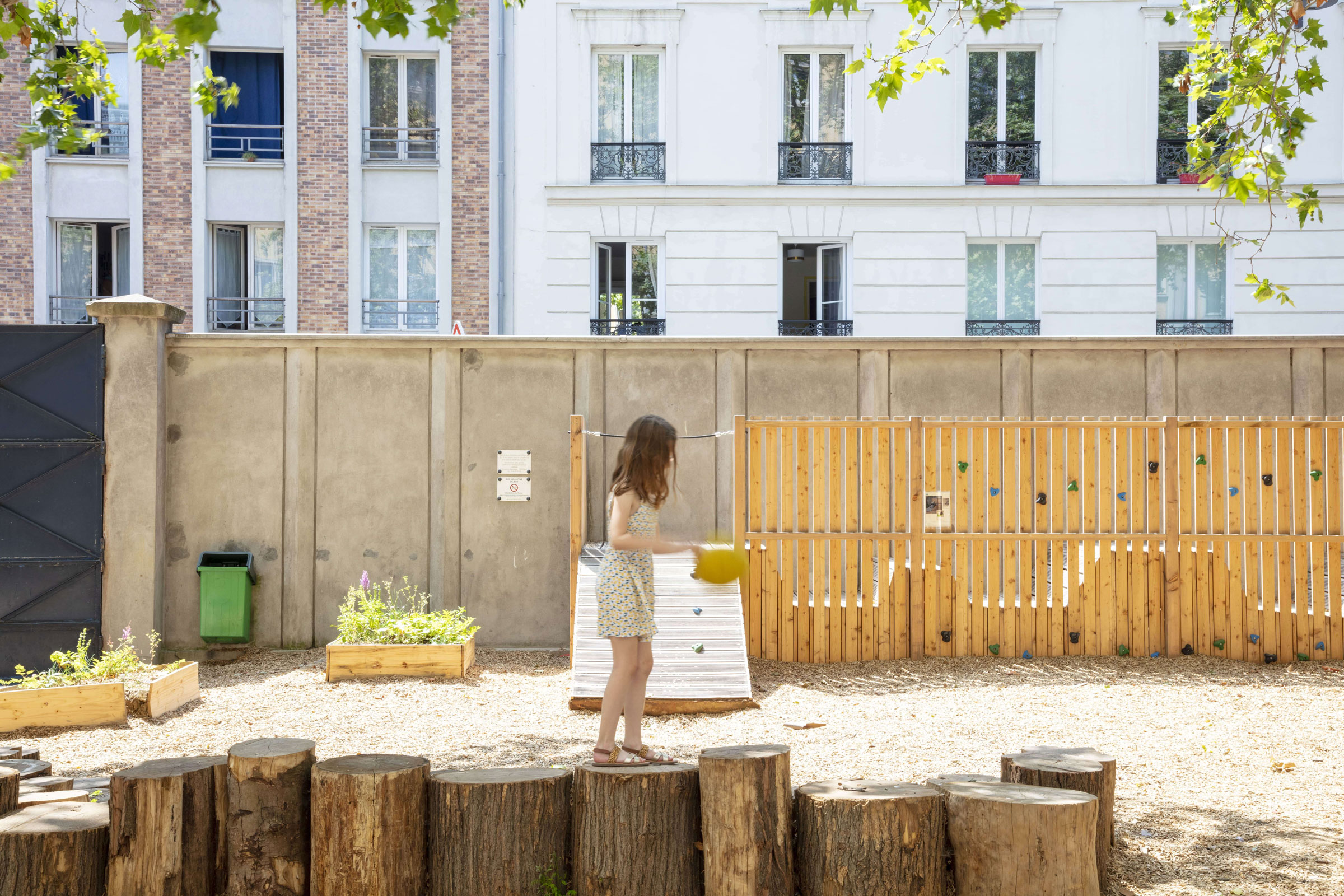 Les Cours Oasis - top slider